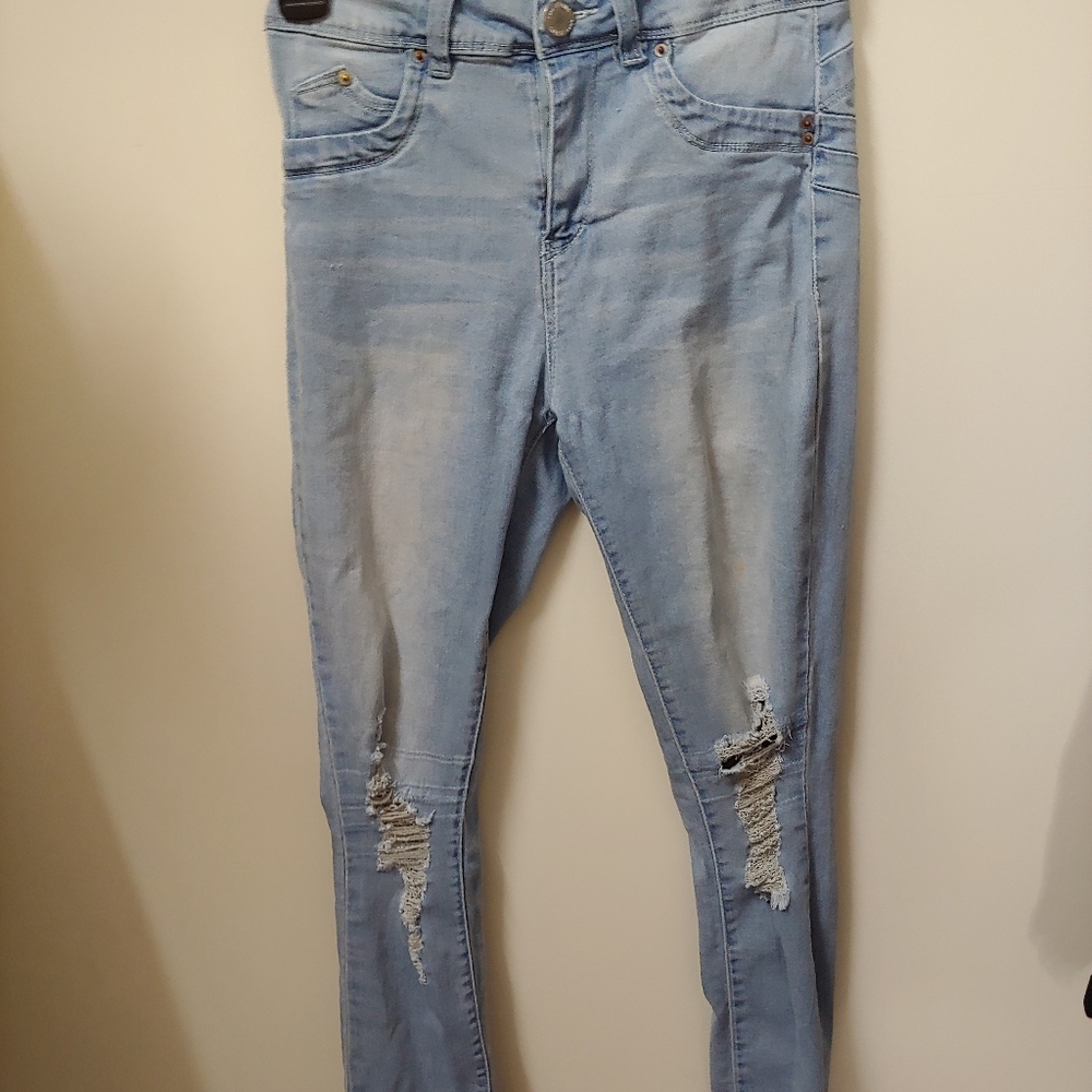 Ripped jeans